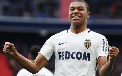 顺发体育动态-伊尼戈·马丁内斯这球衣背后名字成潮流